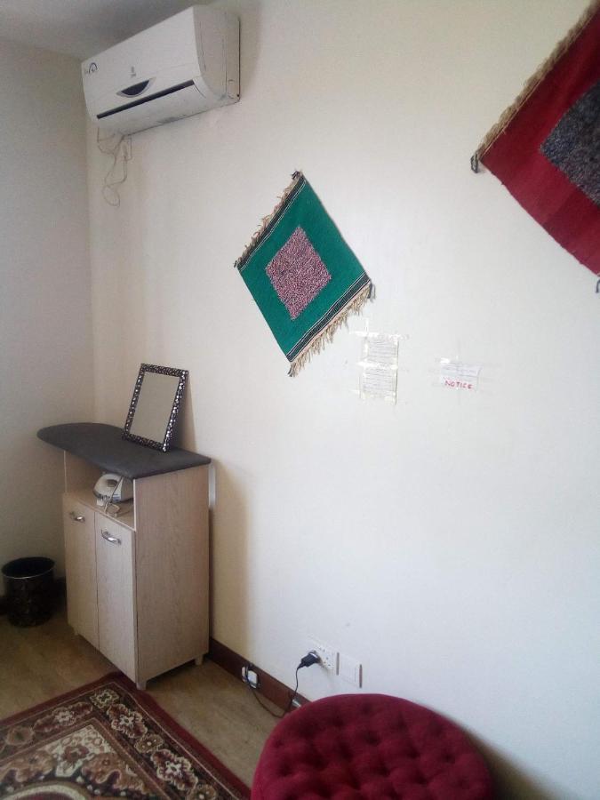 Shanzu Beach Apartment With Stunning Ocean View Mwakirunge Экстерьер фото