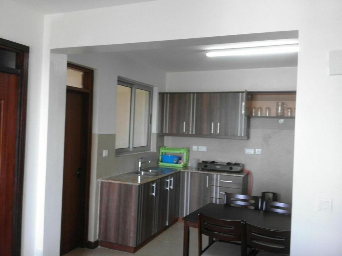 Shanzu Beach Apartment With Stunning Ocean View Mwakirunge Экстерьер фото