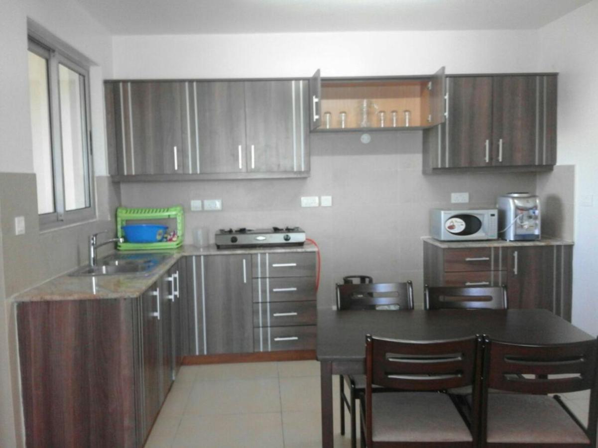 Shanzu Beach Apartment With Stunning Ocean View Mwakirunge Экстерьер фото