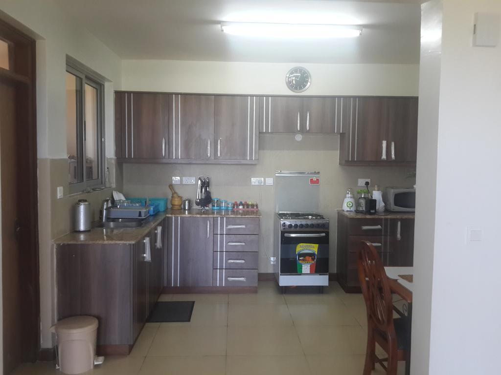 Shanzu Beach Apartment With Stunning Ocean View Mwakirunge Экстерьер фото
